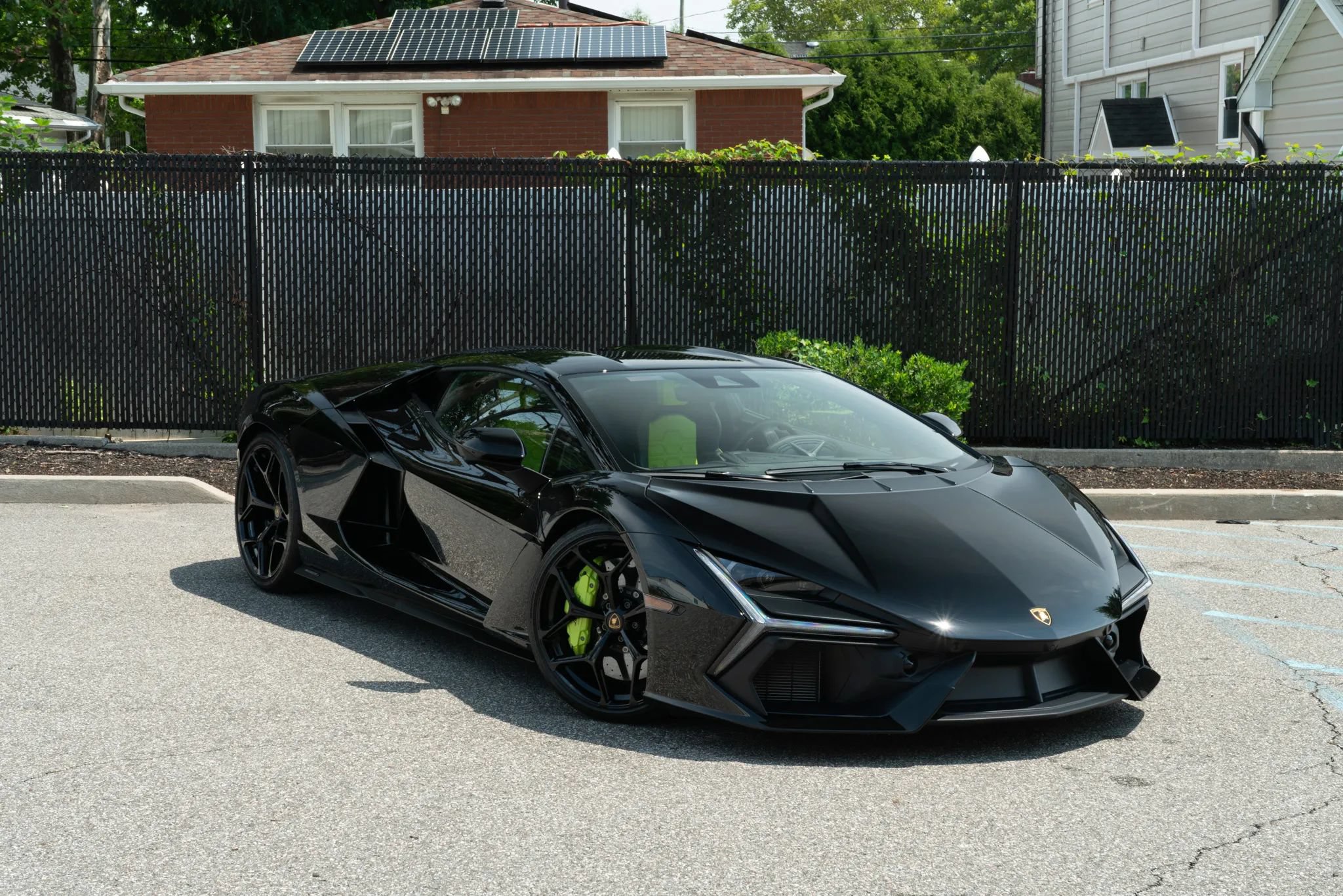 Used 2024 Lamborghini Revuelto AWD/4WD image 31