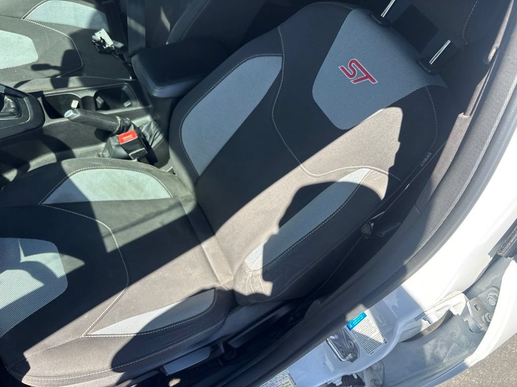 Used 2018 Ford Focus ST FWD image 22