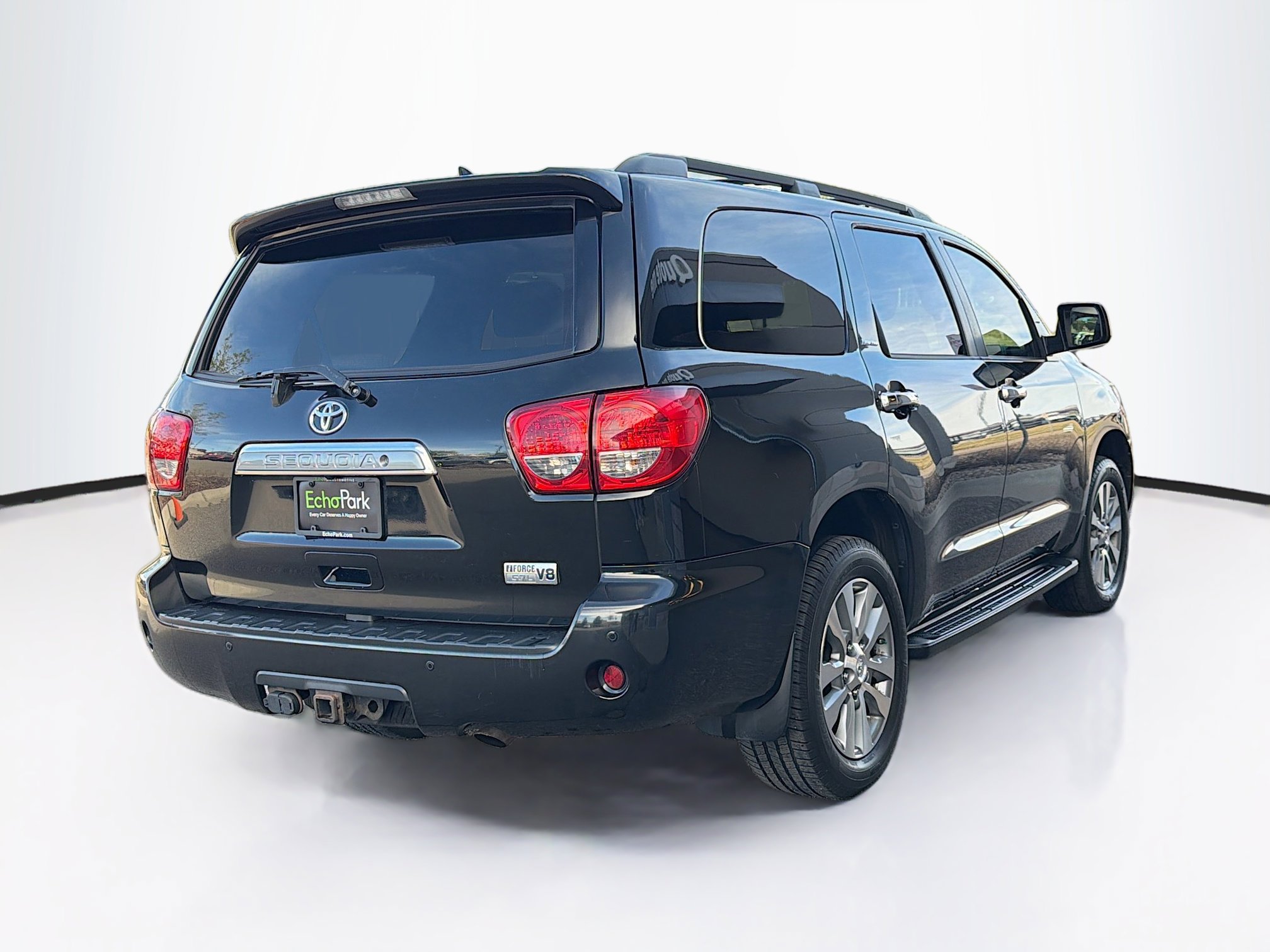 Used 2016 Toyota Sequoia Limited w/ Safety & Convenience Package image 9