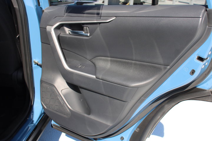 Certified 2024 Toyota RAV4 SE AWD/4WD image 18