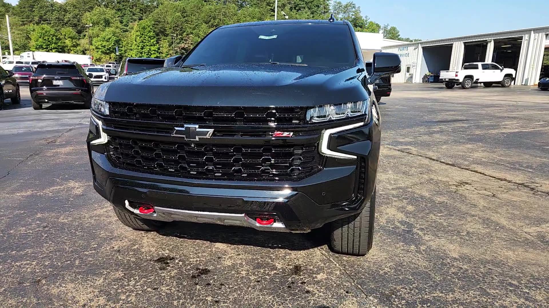 Used 2023 Chevrolet Suburban Z71 w/ Z71 Off-Road Package image 17