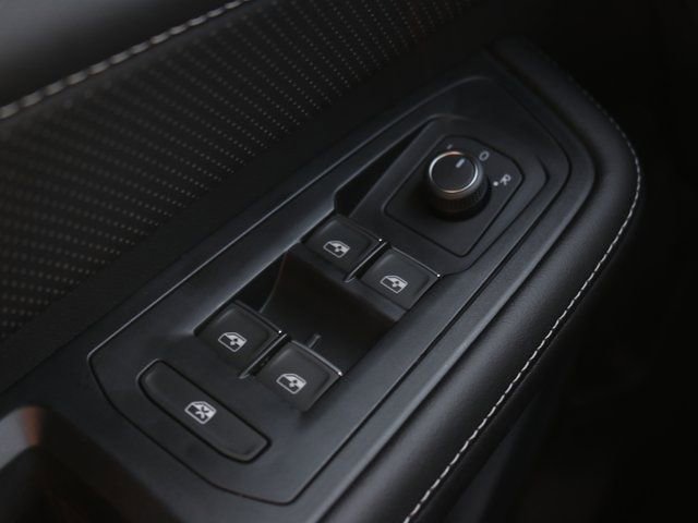 New 2026 Volkswagen Atlas SE image 17