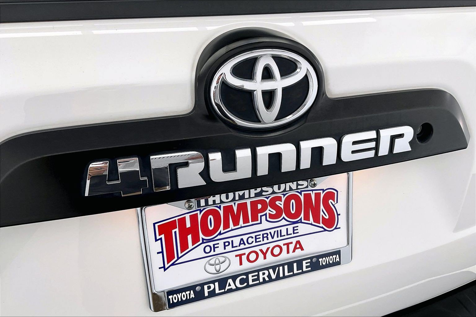 Used 2017 Toyota 4Runner TRD Off-Road Premium AWD/4WD image 32