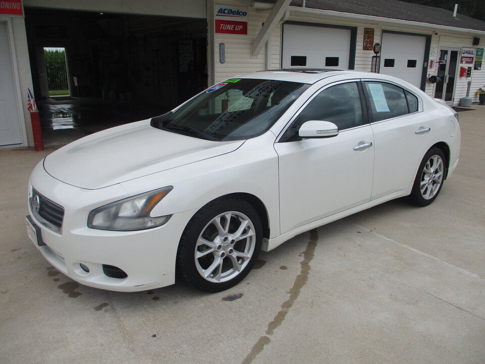 Used 2014 Nissan Maxima 3.5 SV w/ Sport Package FWD image 12