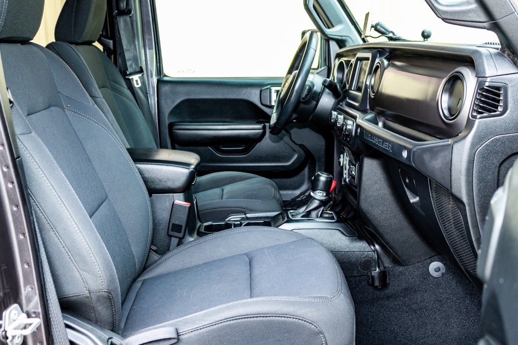 Used 2018 Jeep Wrangler Unlimited Sport S image 24