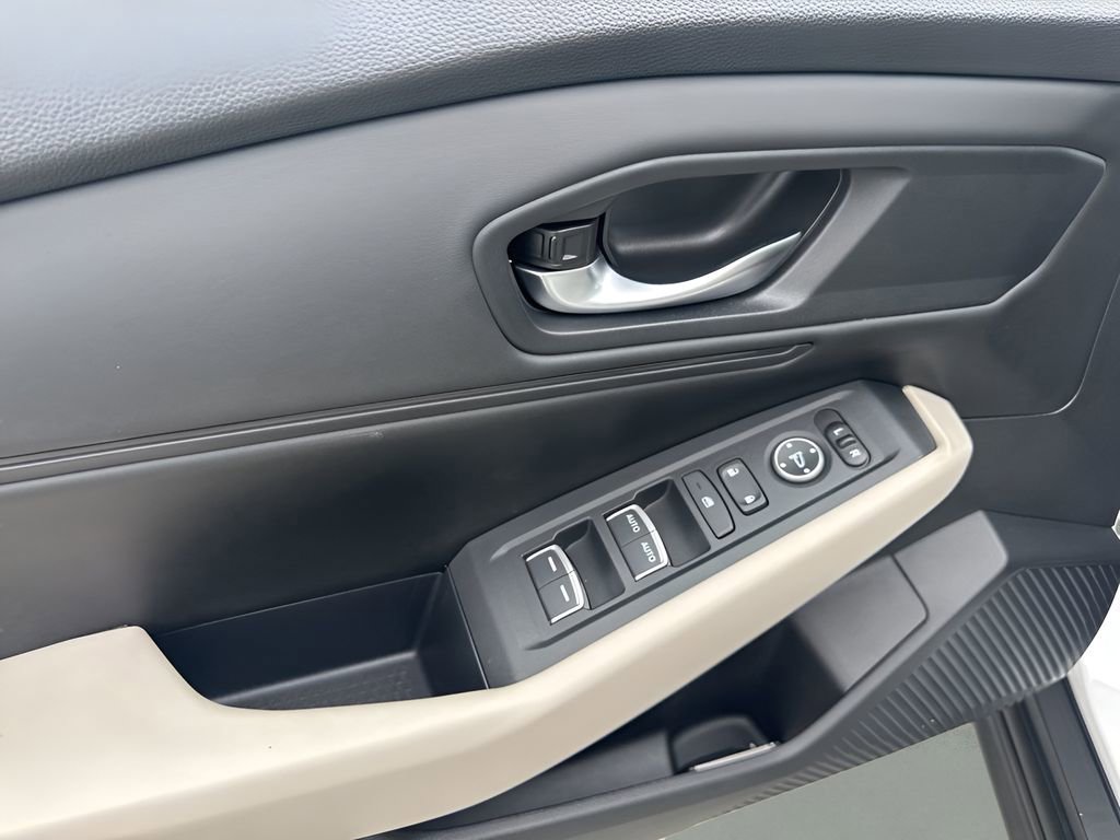 Used 2024 Honda Accord EX image 26