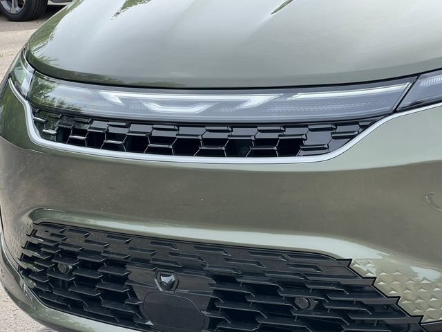 New 2027 Chrysler Pacifica Select AWD/4WD image 43