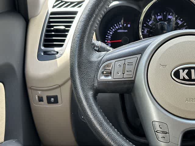 Used 2011 Kia Soul ! FWD image 9