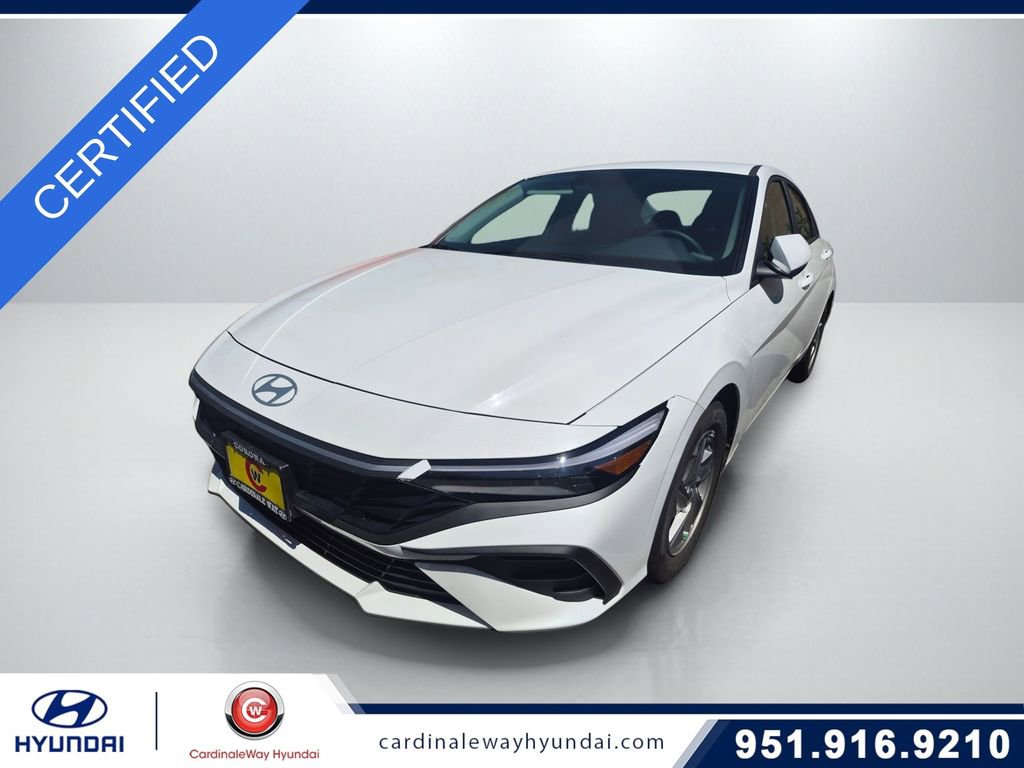 Used 2025 Hyundai Elantra SE w/ Cargo Package