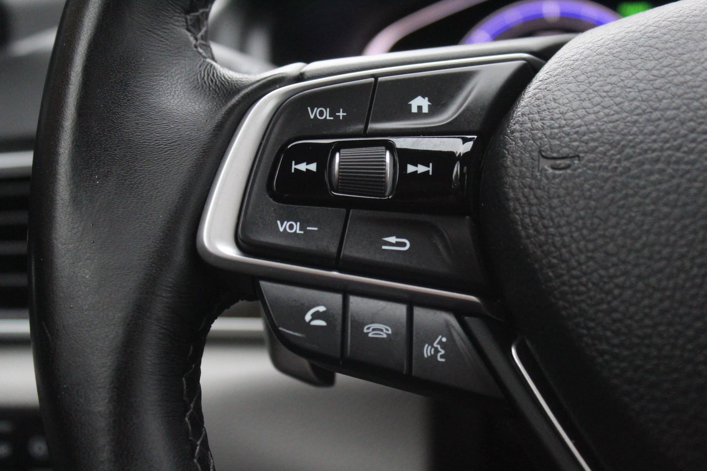 Used 2019 Honda Accord Touring image 26