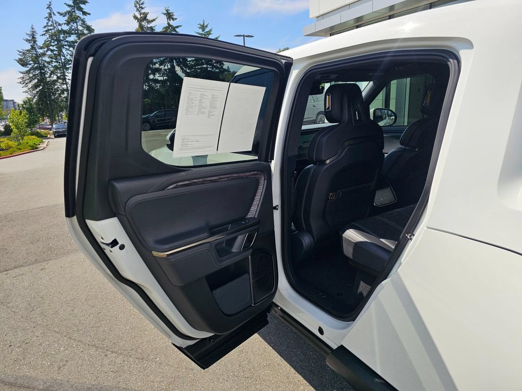 Used 2022 Rivian R1T Adventure AWD/4WD image 16