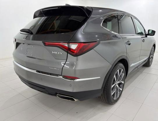 Used 2023 Acura MDX SH-AWD w/ Technology Package image 9