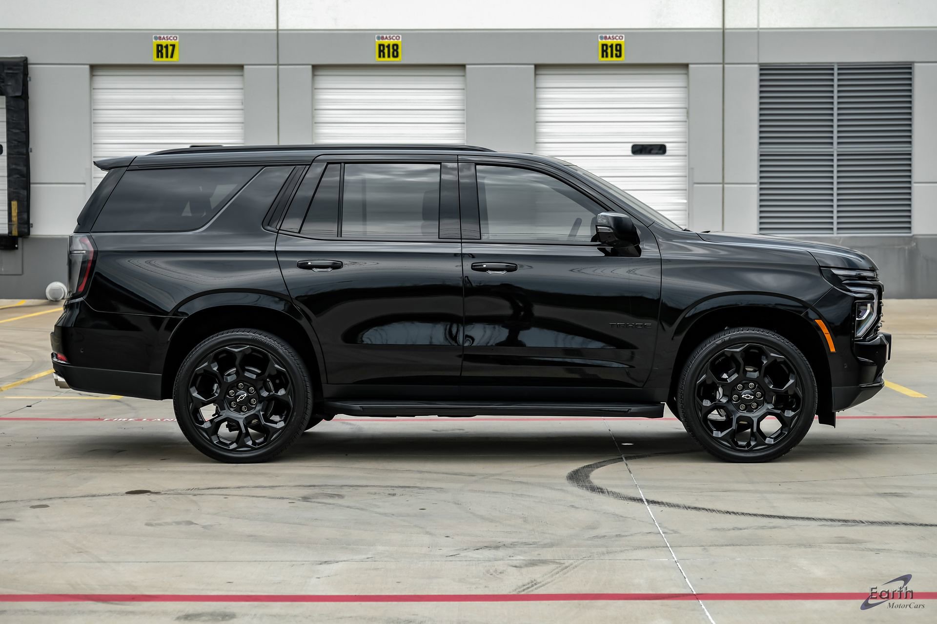 Used 2026 Chevrolet Tahoe RST w/ Comfort Package AWD/4WD image 20