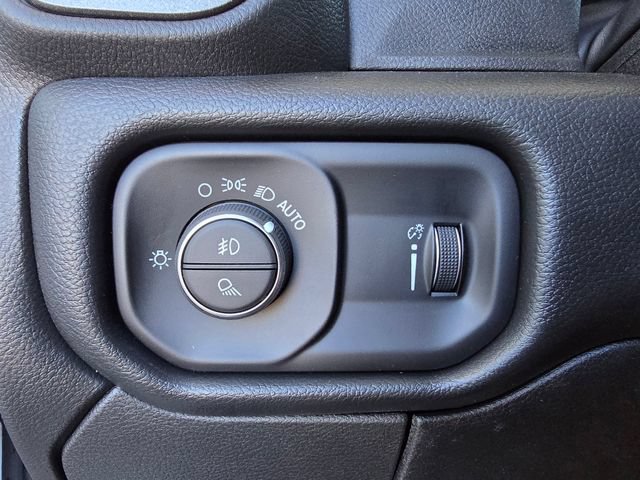 New 2026 RAM 3500 Tradesman AWD/4WD image 17