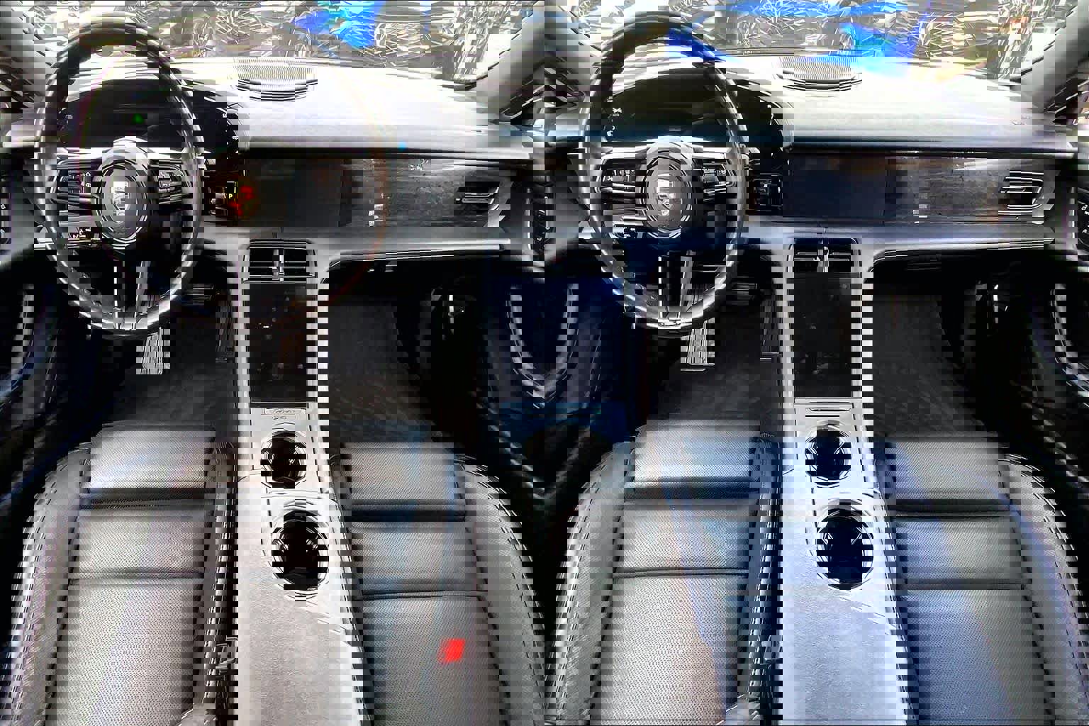 Used 2022 Porsche Taycan image 14