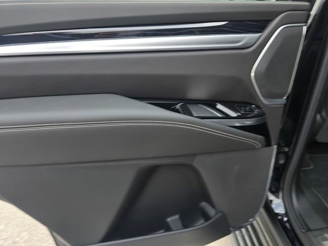 New 2026 Cadillac Escalade Sport w/ Touring Package AWD/4WD image 15