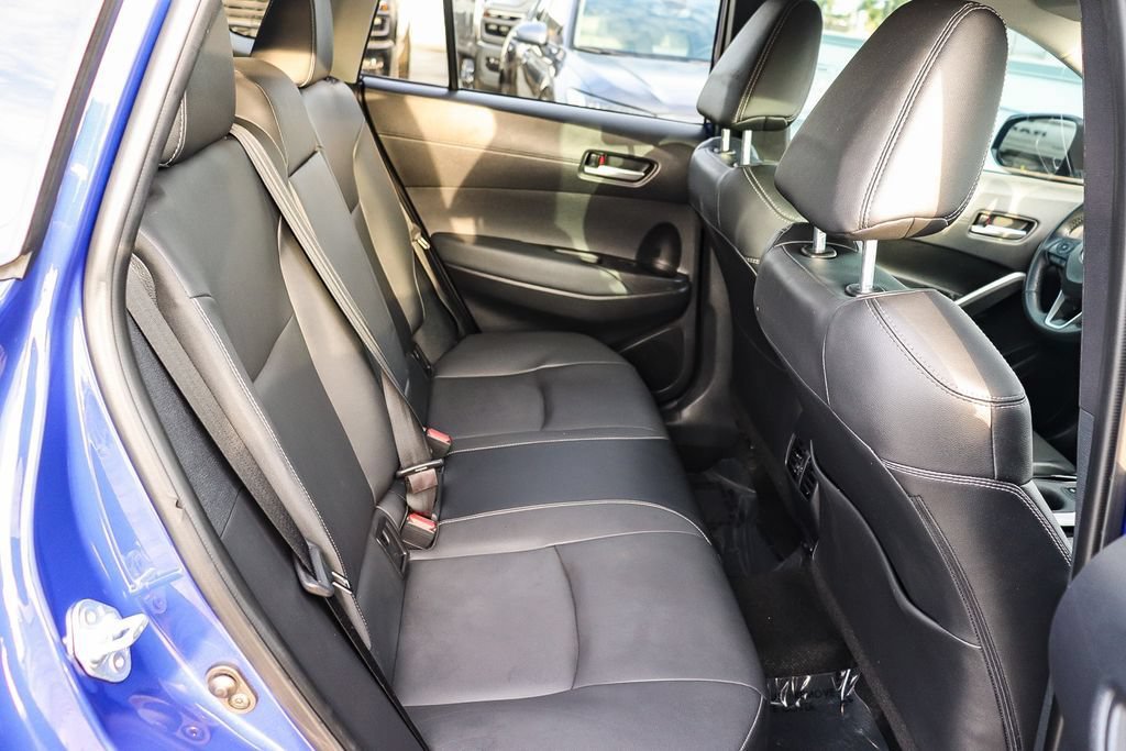Used 2022 Toyota Corolla Cross XLE FWD image 18