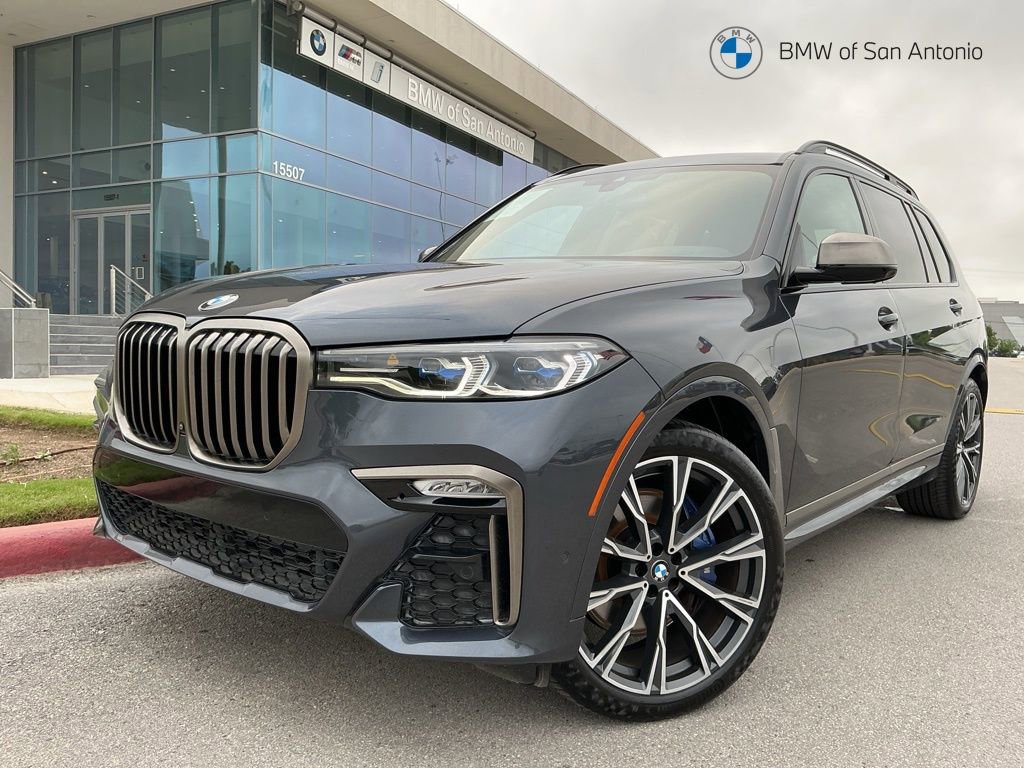 Certified 2022 BMW X7 M50i w/ Cold Weather Package AWD/4WD image 1