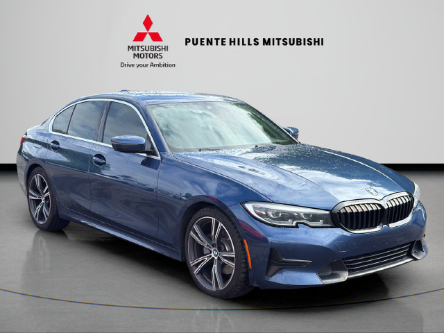 Used 2021 BMW 330i Sedan w/ Driving Assistance Package RWD image 3