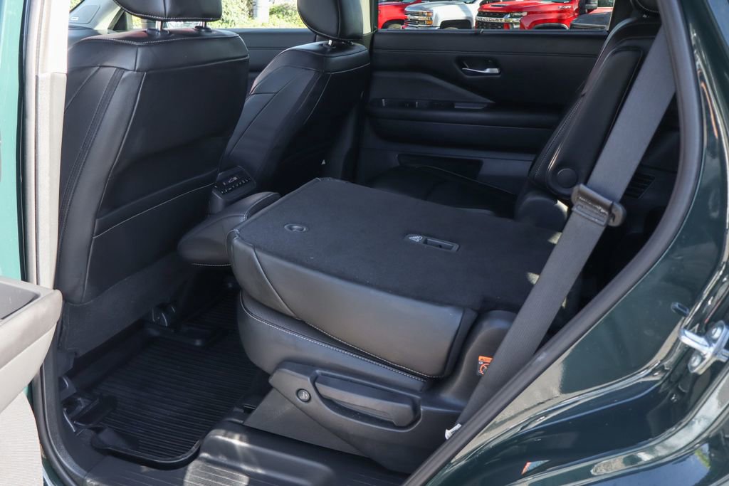 Used 2025 Nissan Pathfinder SL w/ SL Premium Package image 38