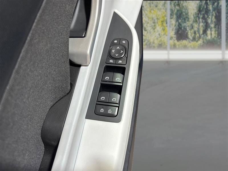 Used 2023 Fisker Ocean One AWD/4WD image 28