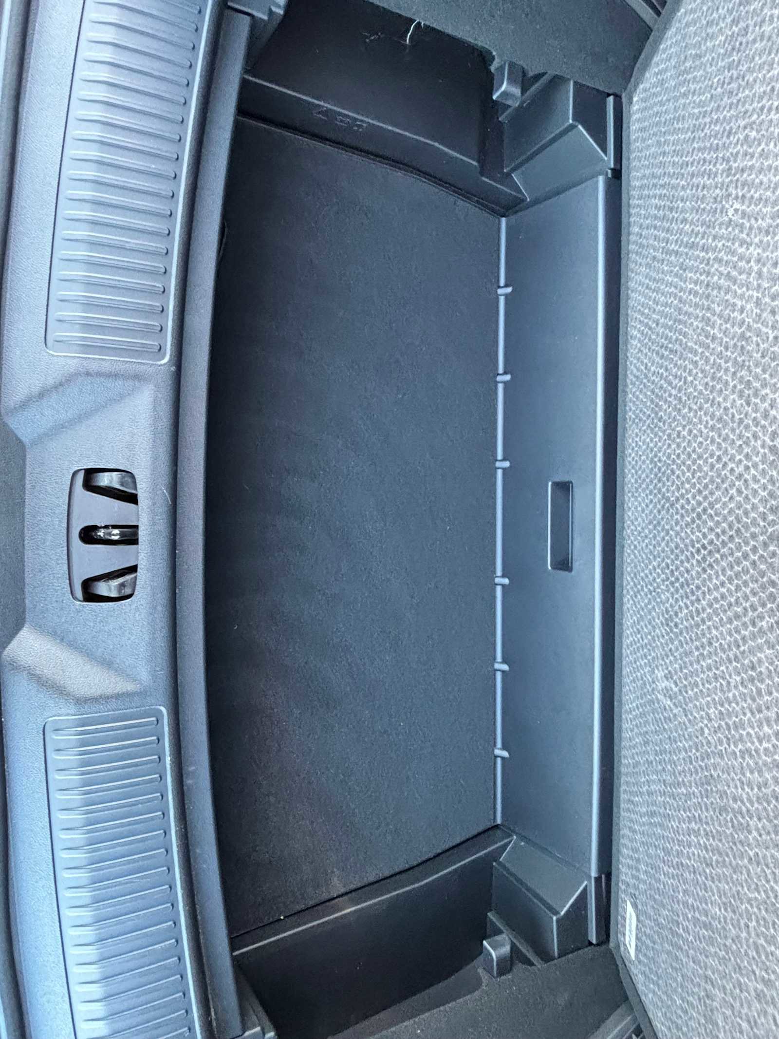 Used 2023 Lincoln Aviator AWD w/ Premium Package image 13