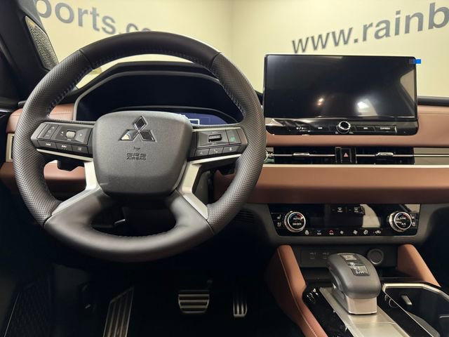 New 2026 Mitsubishi Outlander SEL FWD image 9