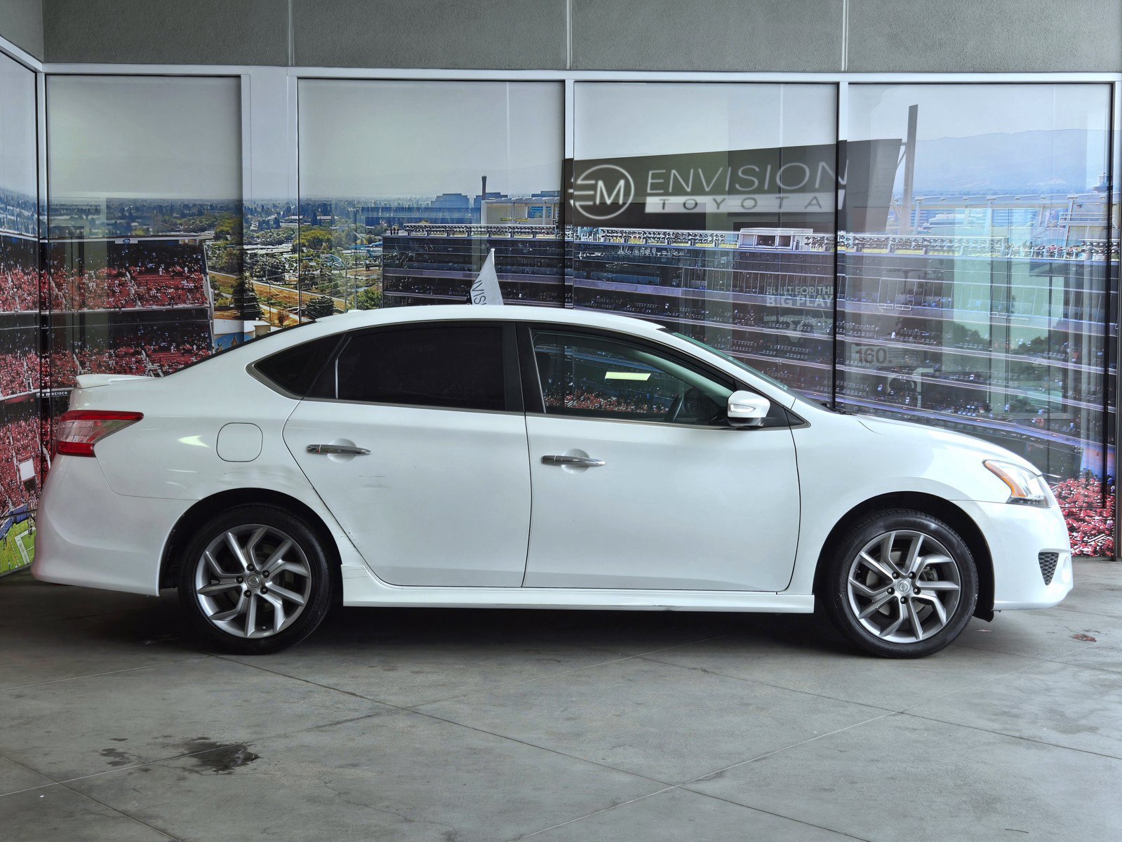 Used 2015 Nissan Sentra FWD image 4
