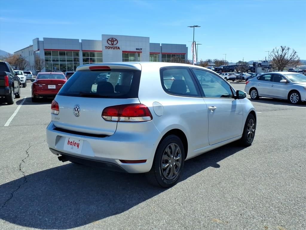 Used 2013 Volkswagen Golf 2-Door image 4