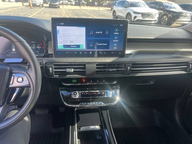 Certified 2024 Lincoln Corsair AWD w/ Equipment Group 101A image 21