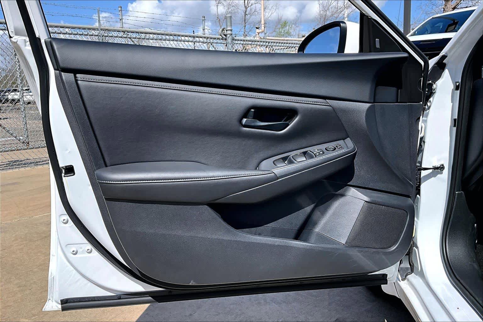 Used 2025 Nissan Sentra S image 20