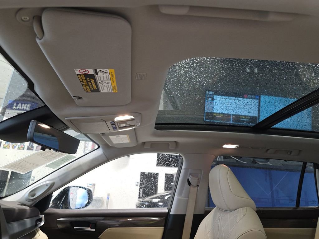 Used 2022 Toyota Highlander Platinum image 15