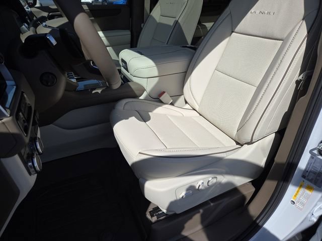 New 2026 GMC Yukon Denali w/ Denali Reserve Package image 37
