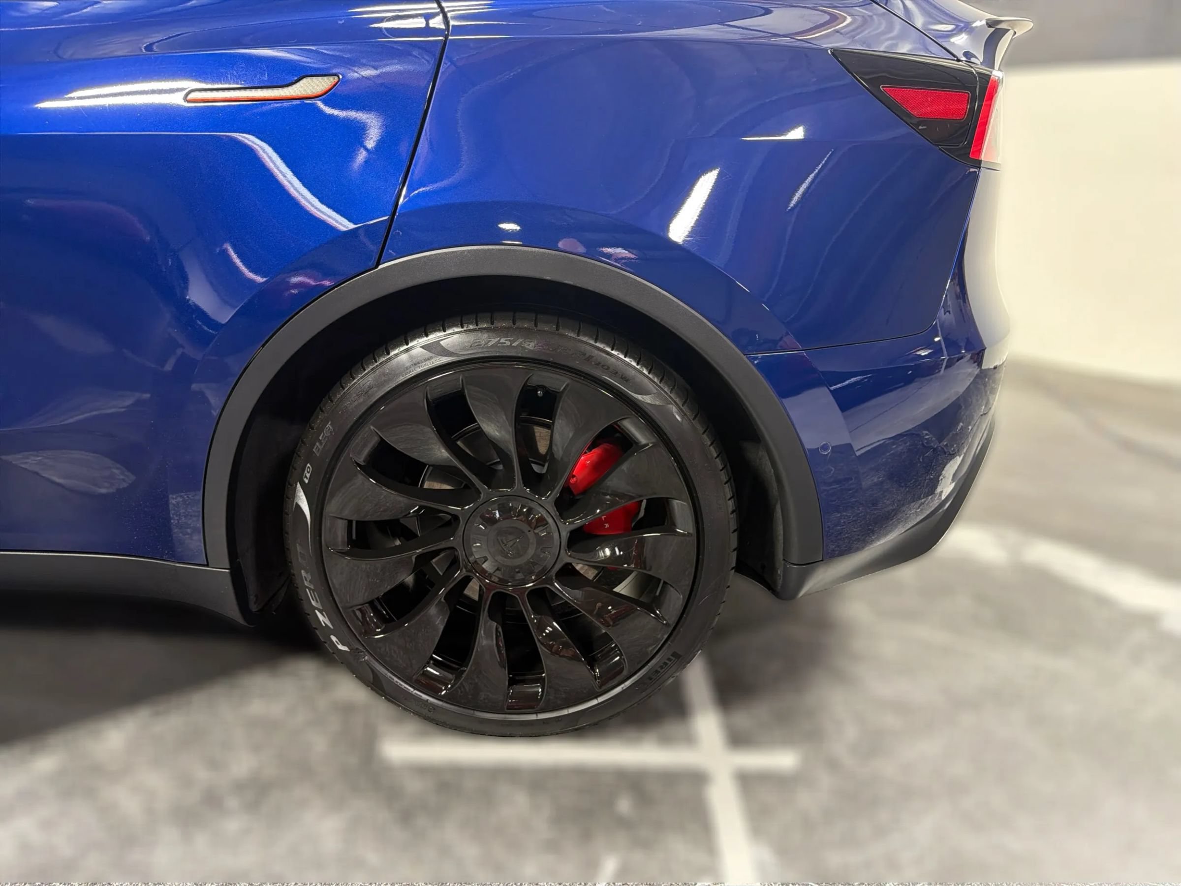 Used 2021 Tesla Model Y Performance AWD/4WD image 19