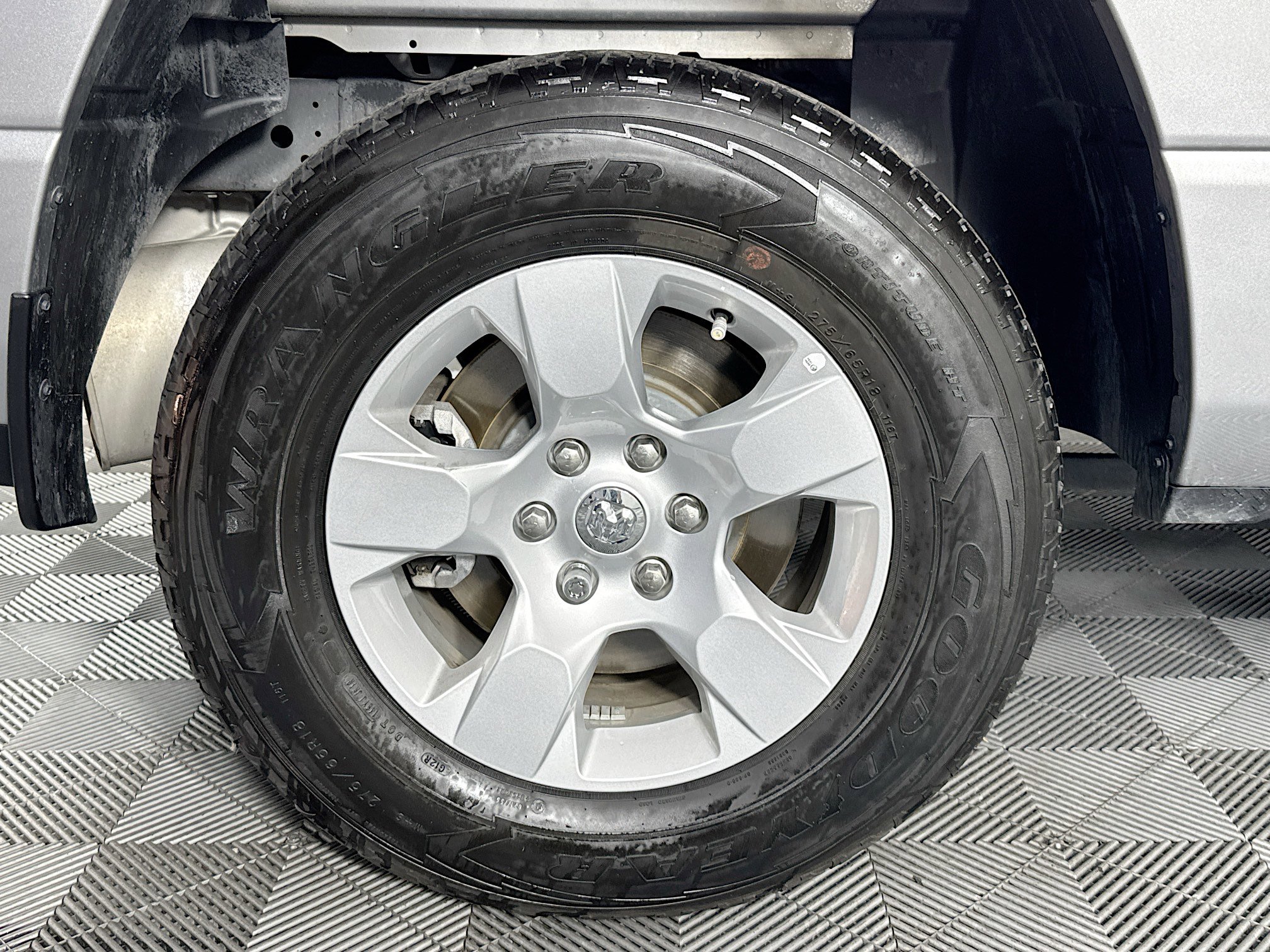 Used 2023 RAM 1500 Big Horn image 32