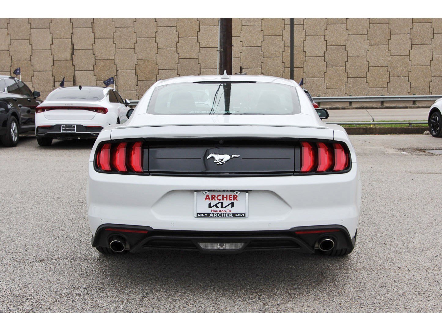 Used 2021 Ford Mustang Premium image 6