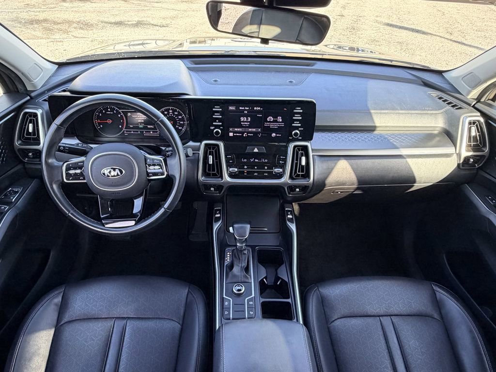 Used 2021 Kia Sorento S FWD image 12