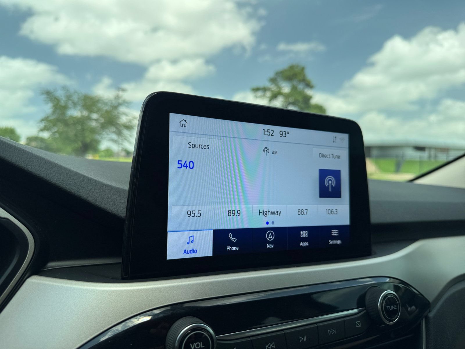 Used 2020 Ford Escape SEL FWD image 23