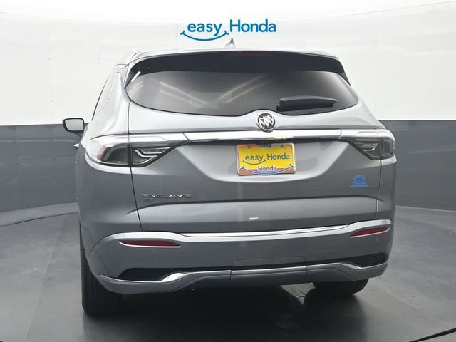 Used 2023 Buick Enclave Avenir w/ Avenir Technology Package AWD/4WD image 6