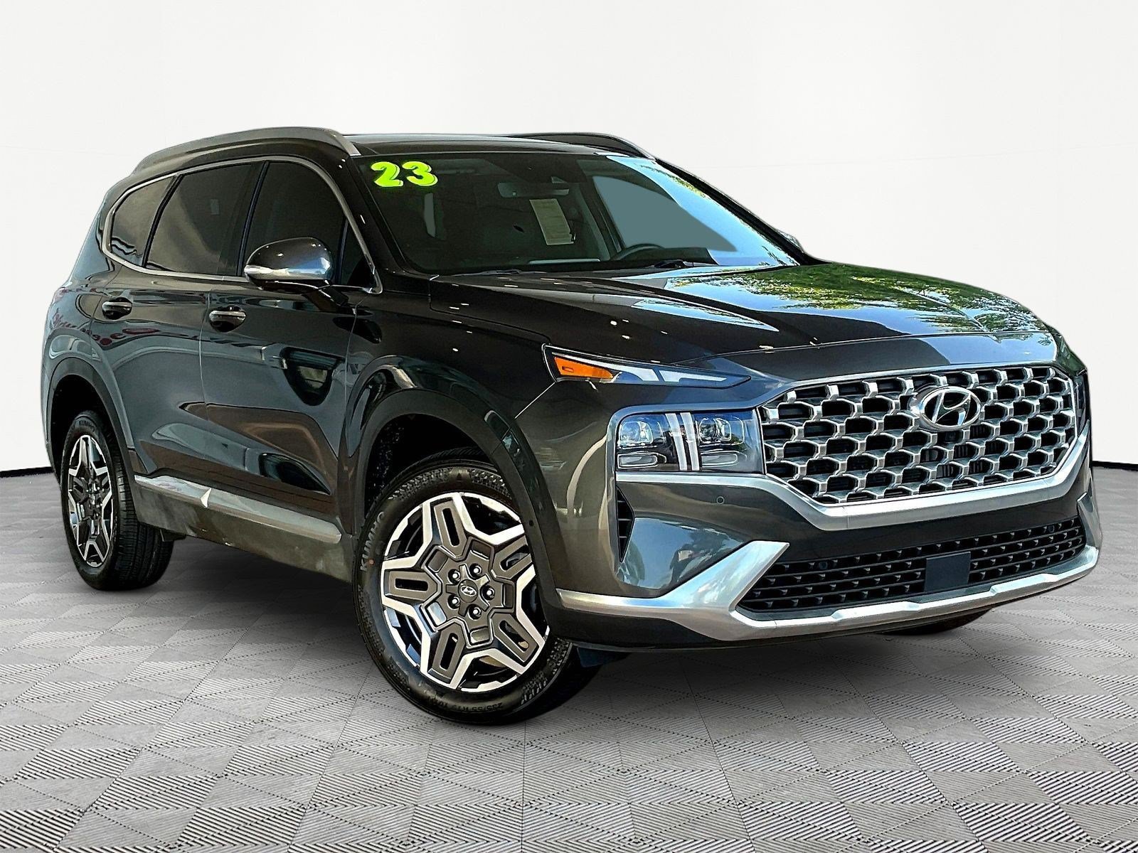 Used 2023 Hyundai Santa Fe Limited AWD/4WD image 3