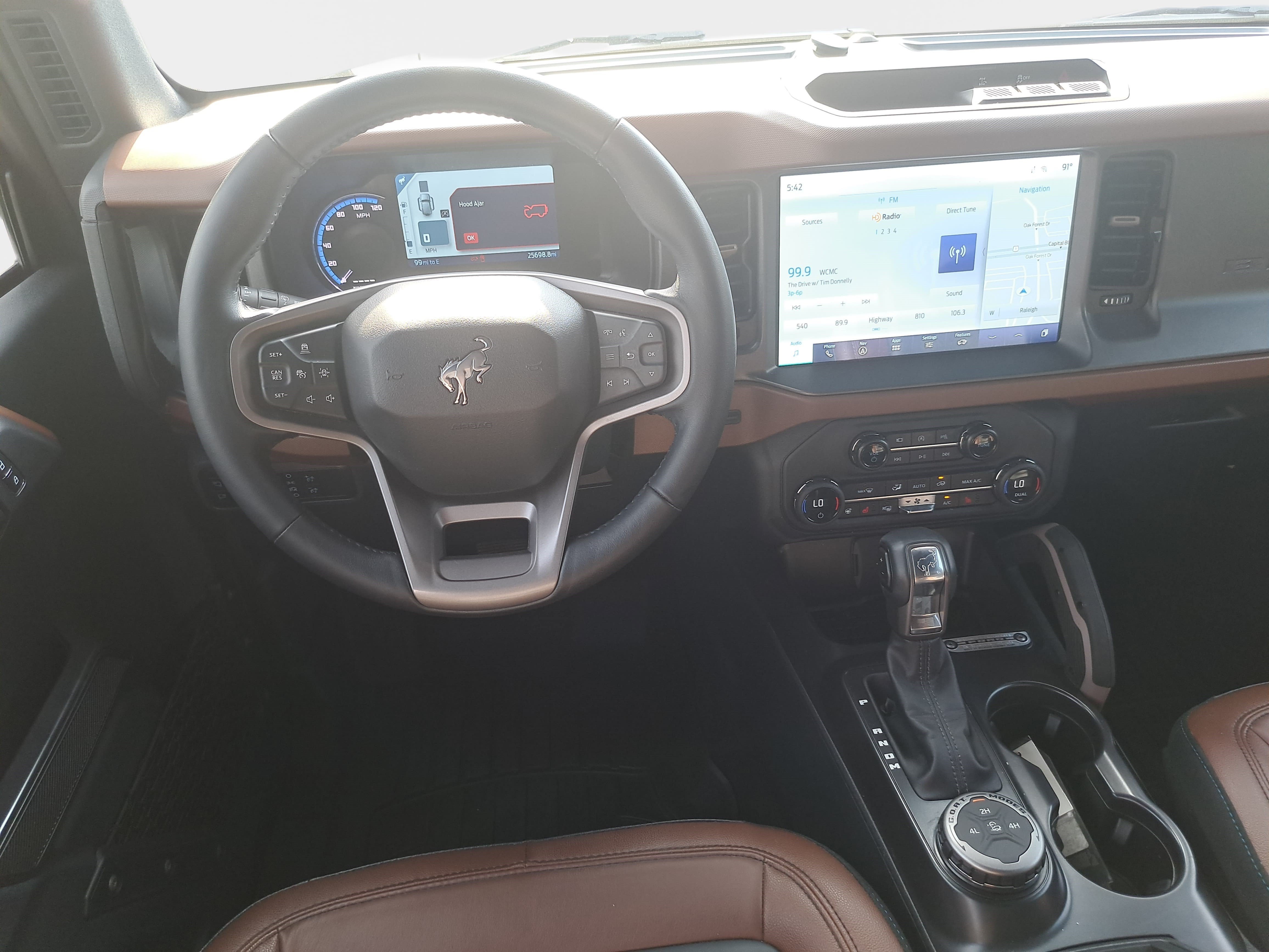 Used 2024 Ford Bronco Outer Banks AWD/4WD image 15