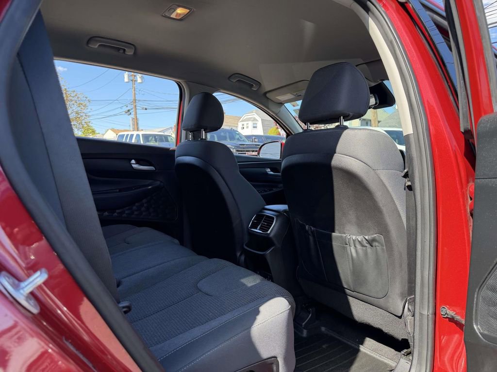Used 2019 Hyundai Santa Fe SEL w/ Cargo Package AWD/4WD image 14