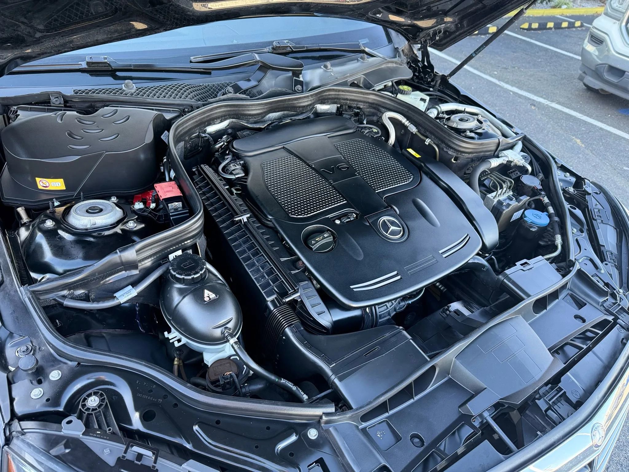 Used 2014 Mercedes-Benz E 350 4MATIC Sedan image 42