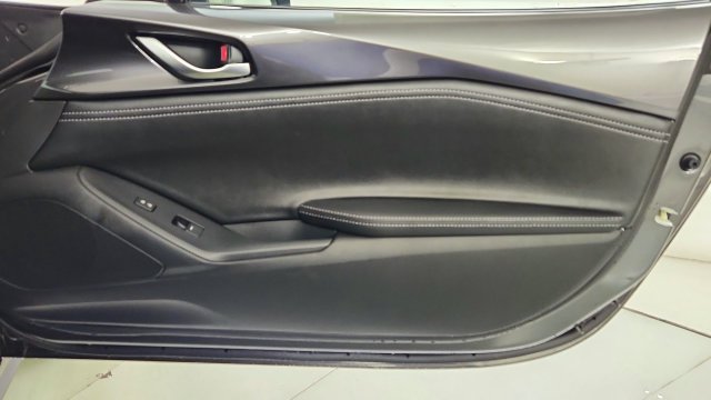 New 2026 MAZDA MX-5 Miata RF Grand Touring RWD image 29