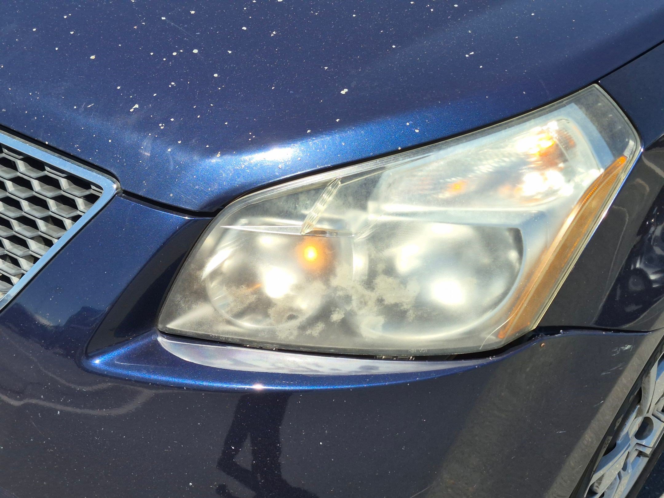 Used 2009 Pontiac Vibe w/ Preferred Package FWD image 12