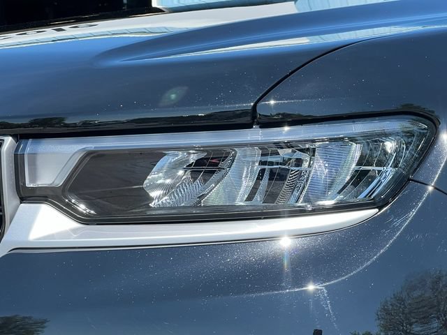 New 2026 Jeep Grand Cherokee L Limited w/ Luxury Tech Group II AWD/4WD image 41