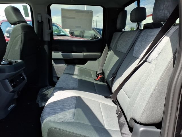 New 2026 Ford F250 XLT w/ XLT Premium Package AWD/4WD image 11