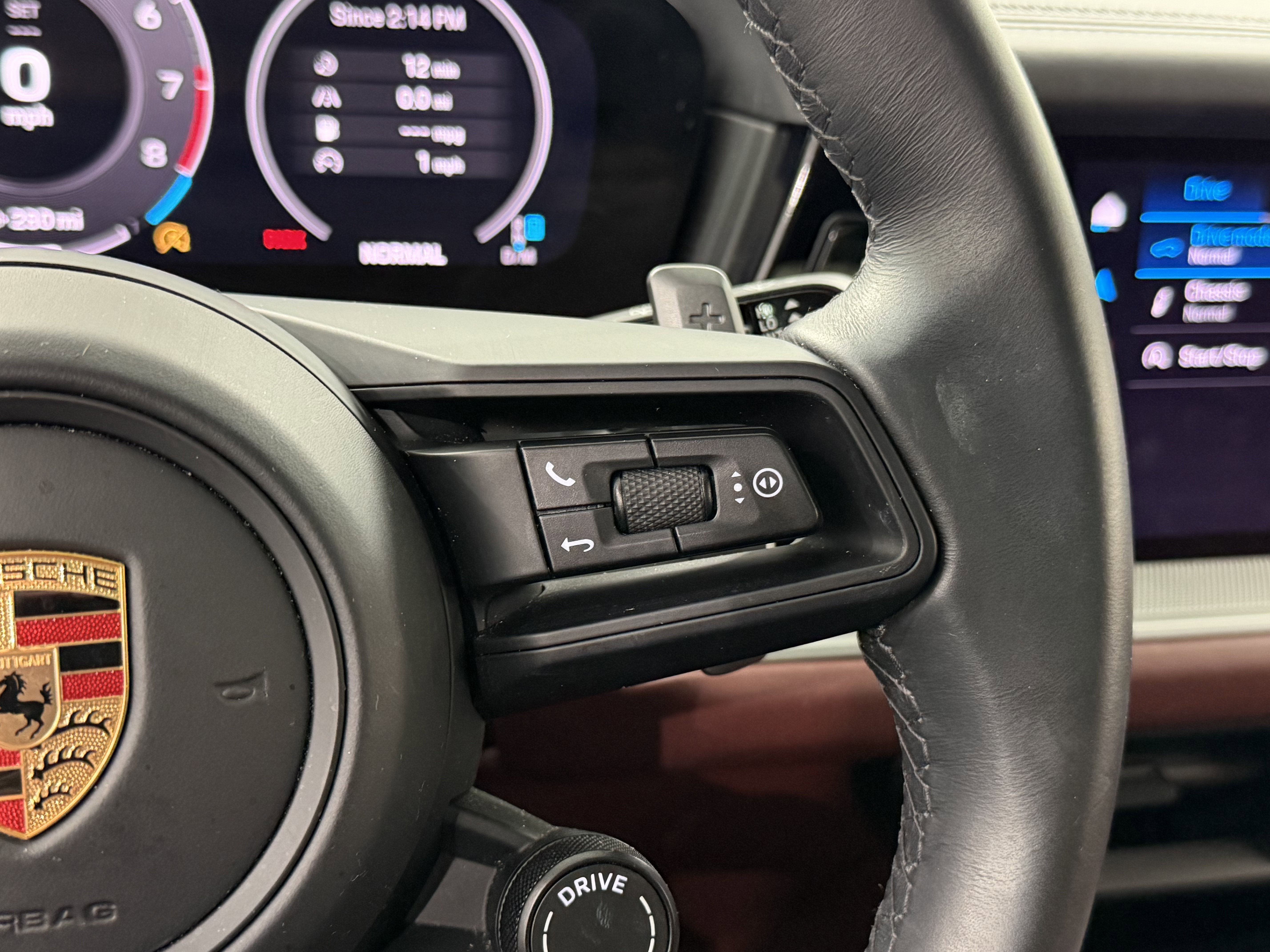 Certified 2024 Porsche Cayenne S image 47