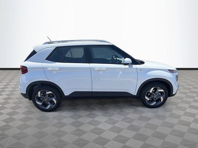 New 2026 Hyundai Venue SEL FWD image 8
