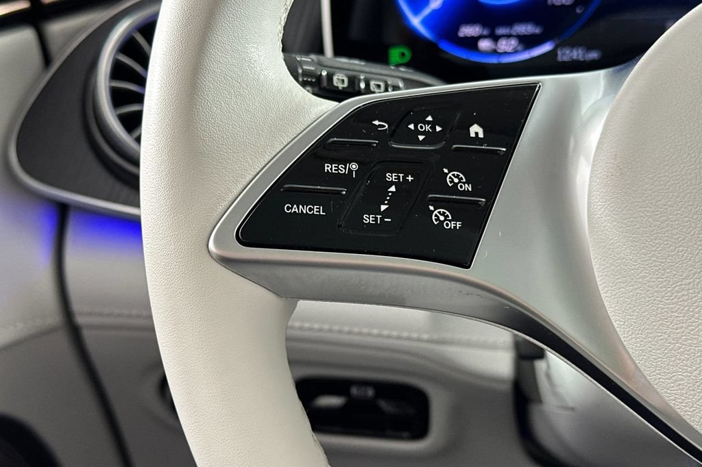 Certified 2026 Mercedes-Benz EQE 320+ SUV image 30